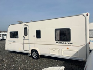 Precio de Fábrica, Moderna Caravana Mini 4x4, Ligera, Todoterreno, Autocaravana con Capacidad para 4 Personas - Product Image 5