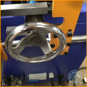 Máquina de Doblado de Acrílico Automática de Doble Cara con Control PLC, Potencia de 4800W y Tamaño de Procesamiento de 1220mm - Product Image 4