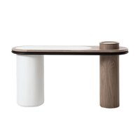 Table console moderne de luxe en bois massif de noyer avec plateau en cuir selle et lumière intégrée en onyx, table d'entrée sur mesure