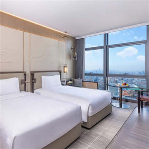 Meubles commerciaux durables de tailles personnalisables, ensemble de chambre à coucher moderne de luxe pour hôtel et appartement, cadre de lit en bois massif, matelas - Product Image 5