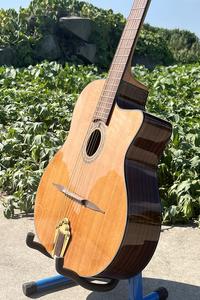 جيتار جاز غجري صوتي من ماركة Aiersi، مصنوع يدويًا من خشب الأرز الصلب، بتصميم قوسي وفتحة على شكل حرف O، آلة موسيقية عتيقة مع إمكانية وضع شعار مخصص - Product Image 3