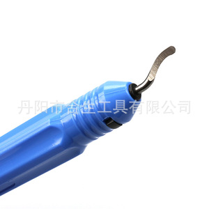 Cuchillo desbarbador manual azul NB1100 de acero inoxidable con hoja de pata de oveja para uso industrial - Product Image 5