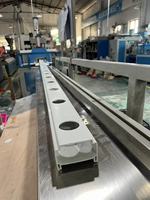 Système de culture hydroponique mobile NFT pour serres, idéal pour la laitue, rendement élevé, économie de main-d'œuvre, approvisionnement direct usine