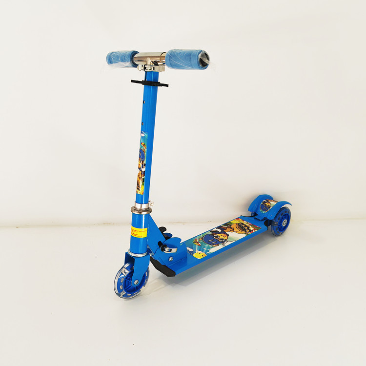 Basic PVC with LED wheels