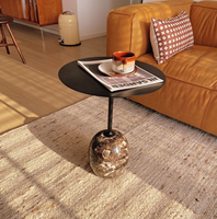 Table d'appoint en marbre naturel, design de mobilier d'intérieur, table multicolore, pilier en pierre de luxe, socle en marbre