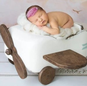 OEM & ODM เครื่องบินไม้สไตล์วินเทจคลาสสิกอุปกรณ์ประกอบฉากถ่ายรูปเครื่องบิน flugezug สำหรับเด็กแรกเกิด - Product Image 6