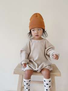 Combinaison bébé chaude et confortable en tissu gaufré, style bulle, surdimensionnée, avec boutons-pression - Product Image 3