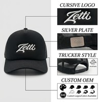 Gorra Trucker Casual Transpirable para Exteriores con Logotipo OEM Bordado en 3D con Letras Cursivas Personalizadas, Parte Trasera de Malla y Espuma Negra Sólida