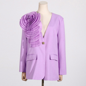 Vêtements pour femmes Ocstrade, vente en gros de costumes formels pour femmes, veste à col en V, veste élégante à fleurs plissées, blazer pour femmes, manteau - Product Image 3