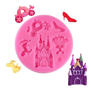 Molde de silicona DIY con gráficos de Halloween, <span class=keywords><strong>Castillo</strong></span> de cuento de hadas 3D redondo, Carruaje de calabaza, Caballo, Vestido de princesa y Tacones altos - Product Image 1