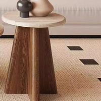 Table basse en travertin naturel avec base en bois massif, mobilier de salon moderne et luxueux, table centrale multifonctionnelle