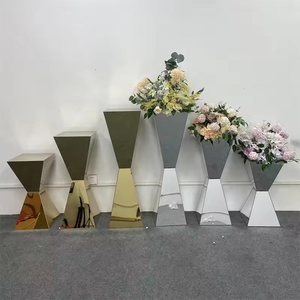Centre de table pour mariage, <span class=keywords><strong>d</strong></span>écorations de table, <span class=keywords><strong>d</strong></span>écor de scène, support à fleurs en métal doré argenté en acier inoxydable de luxe, grand et haut - Product Image 4