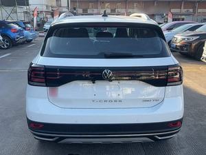 <span class=keywords><strong>Volkswagen</strong></span> <span class=keywords><strong>T</strong></span>-<span class=keywords><strong>Cross</strong></span> Usata del 2023 - Product Image 2
