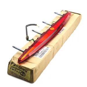 Feu stop 92700A5000 pour HYUNDAI I30 RANCHERA - Product Image 4
