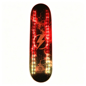 แผ่นสเก็ตบอร์ดเรืองแสง LED พร้อมกราฟิกแบบกำหนดเองสำหรับการเล่นสเก็ตบนถนน - Product Image 5
