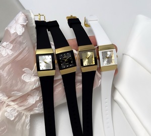 GS-01 Nuovo Orologio Quadrato Classico, Orologio da <span class=keywords><strong>Donna</strong></span> Retrò di Lusso con Cinturino in Silicone Impermeabile - Product Image 5