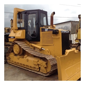 Bulldozer CAT D4H d'occasion à faible nombre d'heures de fonctionnement, avec ripper et chenilles. - Product Image 1