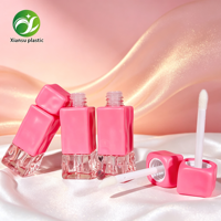 Tube de brillant à lèvres vide carré ondulé transparent de 4 ml de haute qualité OEM/ODM, conteneur d'emballage pour brillant à lèvres rose, mini tubes de brillant à lèvres personnalisés