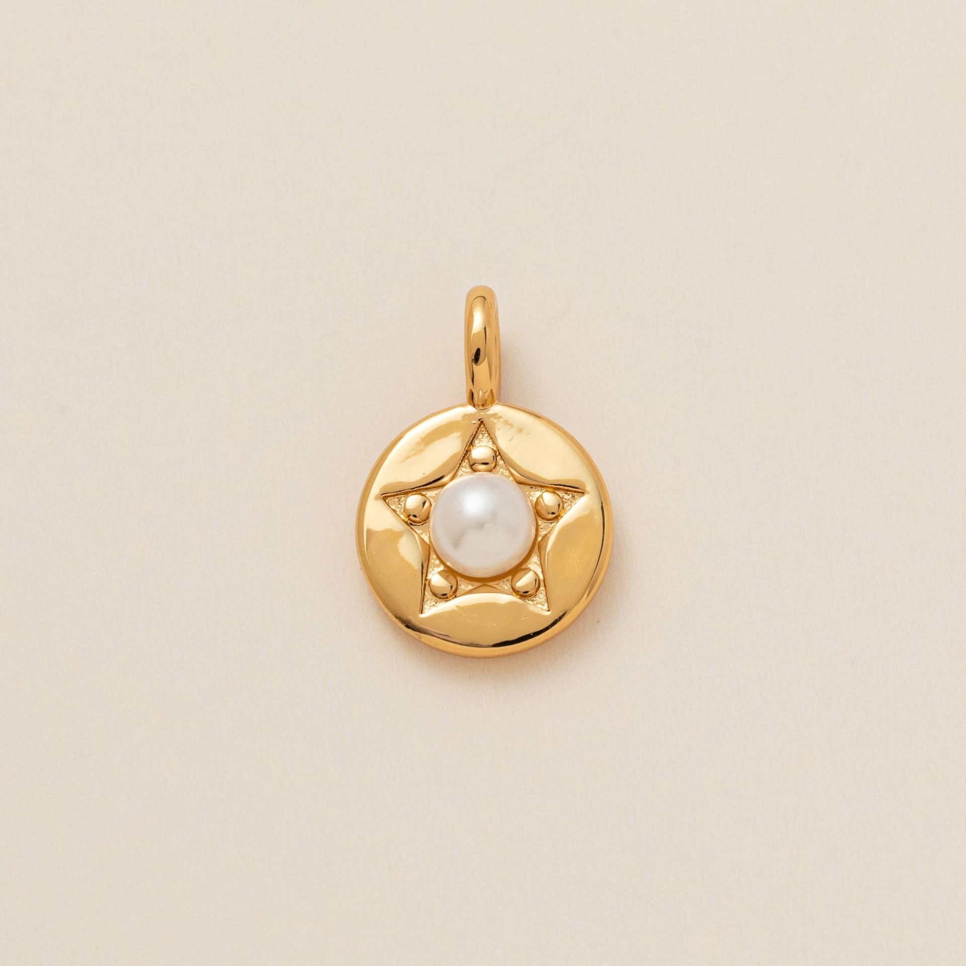 Pendentif juin