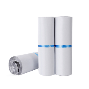 Bolsa de correo personalizada resistente al agua de primera calidad con asa para ropa segura y <span class=keywords><strong>envíos</strong></span> al por menor - Product Image 2