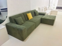 Canapé modulaire OEM/ODM moderne rembourré en velours côtelé, canapé-lit de luxe en forme de L sans structure, livré en boîte