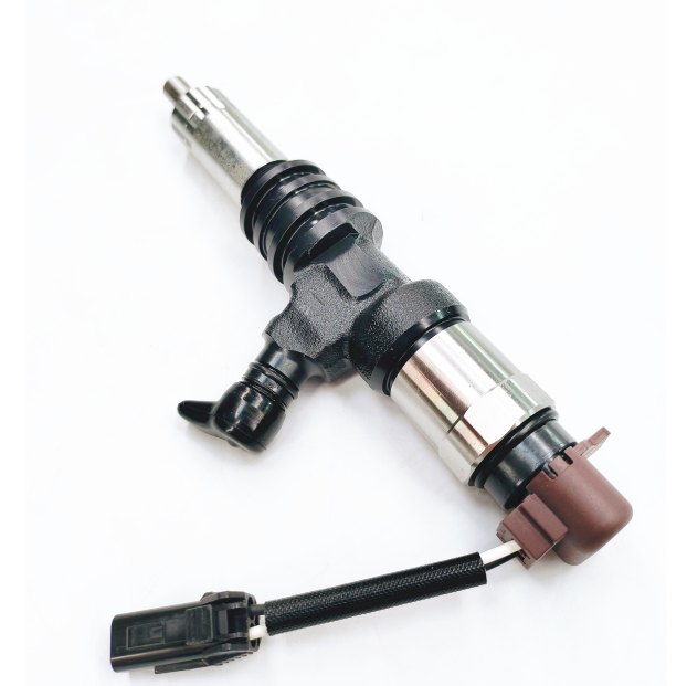 common rail fuel injector ME304627 095000-6860 095000-6861 fuel injector