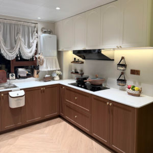 Armoires de <span class=keywords><strong>cuisine</strong></span> modernes à la française <span class=keywords><strong>Rideau</strong></span> vintage en bois bicolore blanc et brun Rangement suffisant comprenant des accessoires de charnière de robinet - Product Image 1