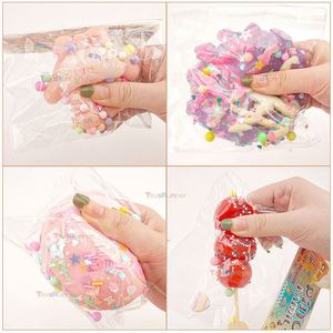 Juguetes antiestrés para niñas: Squishy familiar de PU, simulación de pan, donut, pata, bola antiestrés, lindo, ecológico y suave. - Product Image 4