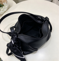 Sac à main bandoulière décontracté en cuir PU de style bohème pour femme, avec fermeture éclair, doublure en polyester, portable pour l'extérieur