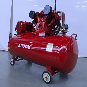 Compresor de Aire de Pistón de Alto Flujo APCOM 1.05m³/min 1.25MPa 7.5KW 10HP con Tanque de 500L para Uso Industrial y en Talleres en venta - Product Image 1