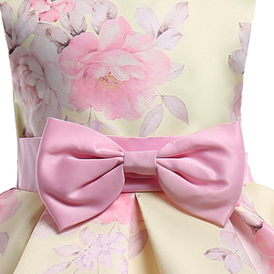 ชุดแต่งงานปักลายแขนกุดสีชมพูยาวนวัตกรรม - Product Image 6