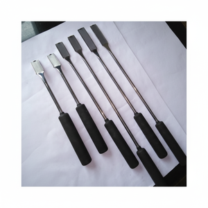 Instruments vétérinaires réutilisables en acier inoxydable de haute qualité pour la dentisterie équine, y compris des ensembles de râpes à dents de prémolaires et de molaires. - Product Image 1