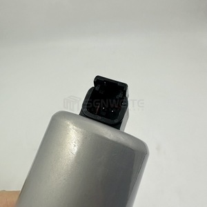 Válvula solenoide de control termostático Volvo 23871484 7421485928 74230133327 para pieza de repuesto del motor de excavadora - Product Image 2