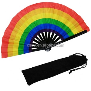 Abanico de mano de bambú Kung Fu Clack grande personalizable de 33cm con arcoíris Pride Rave pintado para fiestas y eventos - Product Image 4