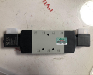 โซลินอยด์ใหม่และของแท้ แบบสองตำแหน่ง ห้าทาง รุ่นซีรีส์ ขนาด 3/8 นิ้ว รุ่น YB2BA4524G00061 - Product Image 3