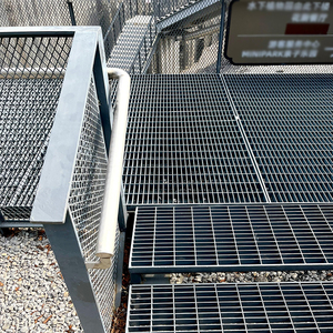 <span class=keywords><strong>Rejilla</strong></span> de acero galvanizado en caliente con certificación ISO, <span class=keywords><strong>rejilla</strong></span> de metal de acero al carbono <span class=keywords><strong>para</strong></span> edificios al aire libre, <span class=keywords><strong>rejilla</strong></span> de barra lisa <span class=keywords><strong>para</strong></span> pisos de lavado de coches - Product Image 4