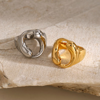 Vente en gros de bagues enroulées en acier inoxydable or 18 carats, bagues de personnalité, bagues de mariage en forme de cercle