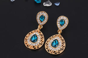 レッドクリスタルラインストーンヴィンテージブライダル18Kゴールドメッキ合金ネックレスイヤリングジュエリーセット女性用ギフト - Product Image 6