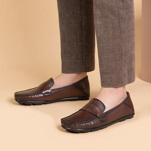 Chaussures pour hommes en cuir décontractées de forme bateau, nouvelle conception de haute qualité 2026, semelle en caoutchouc souple - Product Image 2