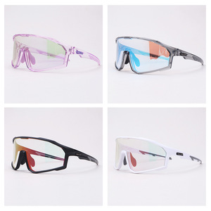 <span class=keywords><strong>Gafas</strong></span> de Ciclismo Ligeras con Lente Fotocromática de Una Pieza y Marco Grande, Protección UV400, <span class=keywords><strong>Gafas</strong></span> Deportivas TR90 con Estuche - Product Image 4