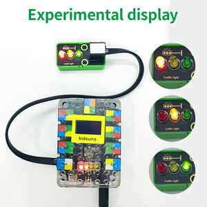 Kidsbits Easy Plug Stem Blocs de construction électroniques Module de feux de circulation LED avec coque - Product Image 4