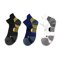Chaussettes de sport unisexe Calze Uomo Personalizzate pour hommes en coton brodé avec design personnalisé vente en gros