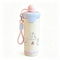 Gobelet isotherme à double paroi en acier inoxydable 316, garde les boissons glacées, mignonne bouteille d'eau en forme d'ours en peluche avec sangle en silicone, grande capacité