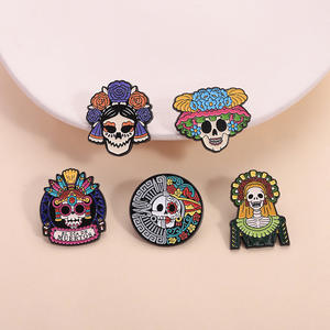 Spilla scheletro Catrina per il giorno dei morti De Los Muertos Festival messicano smalto risvolto distintivo gioielli tema amore per gli amici regali - Product Image 1