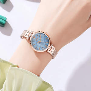 Nouvelle montre pour femme au style artistique, avec cadran compact en nacre de luxe léger, bracelet en maille d'acier inoxydable étanche - Product Image 4