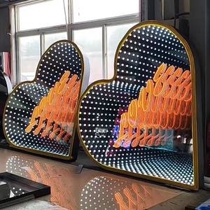 Enseigne néon LED lumineuse Winbo personnalisée avec miroir 3D magique multicolore, effet miroir infini à mille couches - Product Image 3