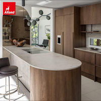 Meubles en bois massif Alland Japandi, grain de bois apparent, armoires ovales modernes, armoire de cuisine sur mesure de haute qualité sans poignées