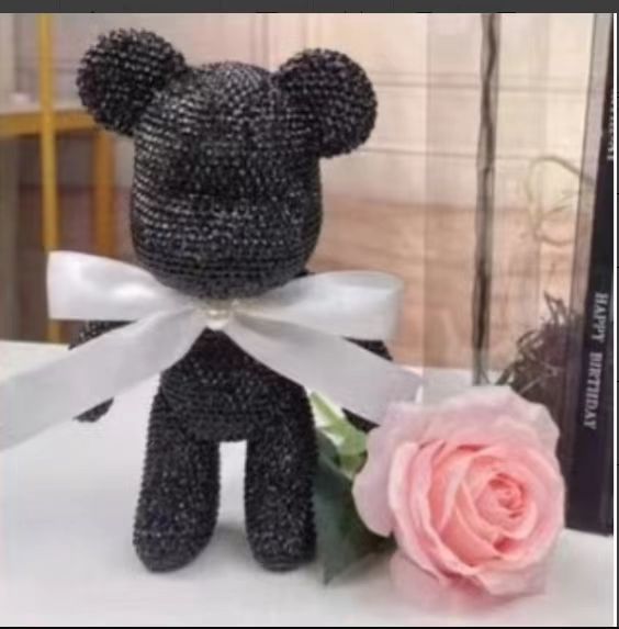 Ours violent coloré, strass noir