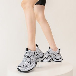 Calzado Deportivo Casual de Suela Gruesa con Amortiguación y Aumento de Altura, Parte Superior de Malla Transpirable, para Correr y Caminar, Precio Bajo al por Mayor - Product Image 2