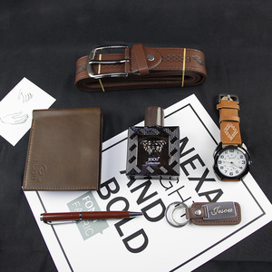 Ensemble 6 en 1 pour hommes de luxe standard de haut niveau comprenant une <span class=keywords><strong>montre</strong></span> parfum ceinture portefeuille porte-clés stylo pour ensemble de cadeaux d'affaires promotionnels - Product Image 3